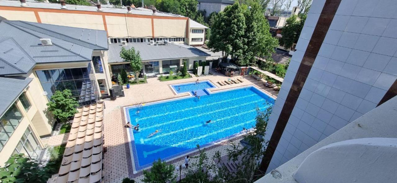 Ziyorat Luxury Hotel Fergana Exterior photo